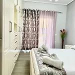 Panorama - Private Swimming Pool & Parking *