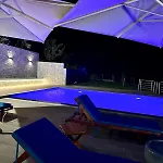 别墅 Panorama - Private Swimming Pool & Parking