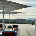 Panorama - Private Swimming Pool & Parking 别墅