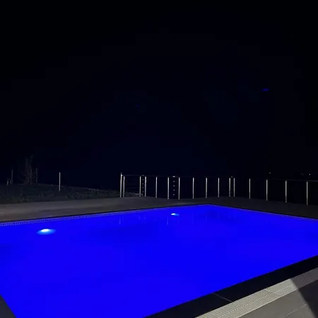 Panorama - Private Swimming Pool & Parking *