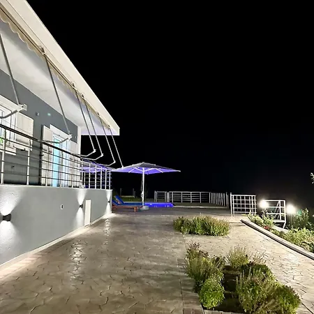 别墅 Panorama - Private Swimming Pool & Parking *